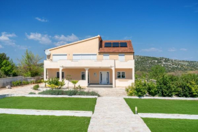Pool Villa Julija With Gym and Sauna